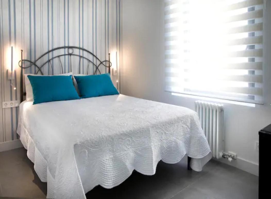 Villa St. Rafael Vilanova i la Geltrú Zewnętrze zdjęcie